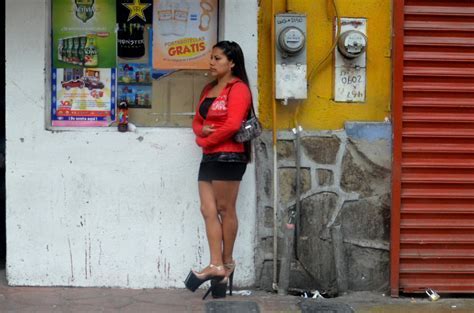 Encuentra una prostituta Domingo Arenas