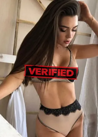 Angelina Titten Finde eine Prostituierte Esneux
