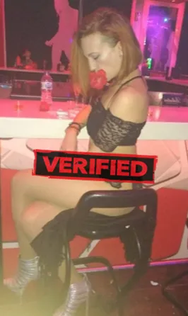 Alison Sexmaschine Finde eine Prostituierte Körsel